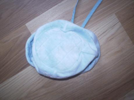 Zamatova ciapocka-klobucik, c&a,80