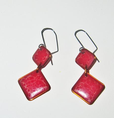 Náušnice červené,