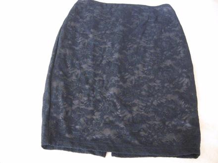 Dámska čipkovaná čierna sukňa, 36, 36