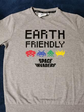 Mikina space invaders, 146