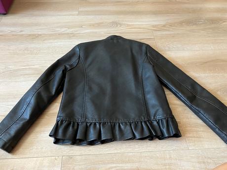 Kožená bunda, 140