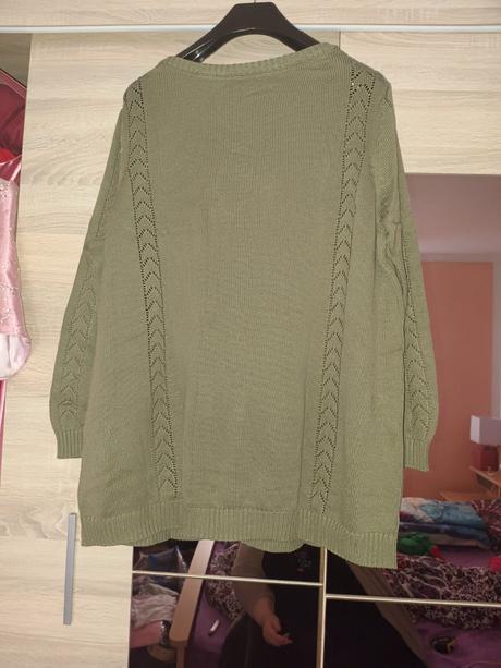 Svetrík, bonprix,52