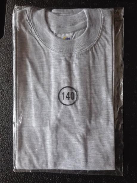 Jednofarebné tričká, 152