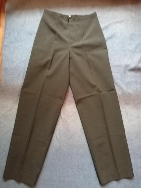 Spoločenské nohavice č. 146, 146