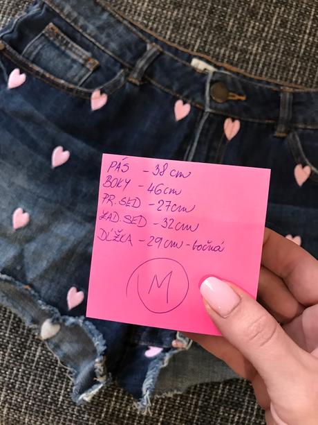 Denim šortky so srdiečkami, amisu,m