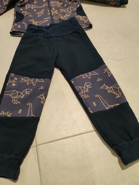 Softshellová súprava, 98