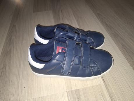 Nenosene topanky, 32