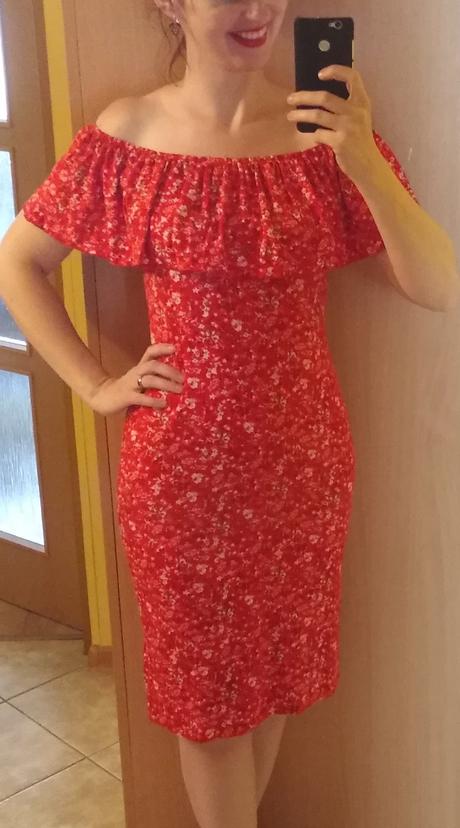 Šaty s ramenami v štýle carmen, bonprix,36 / 38 / l / m