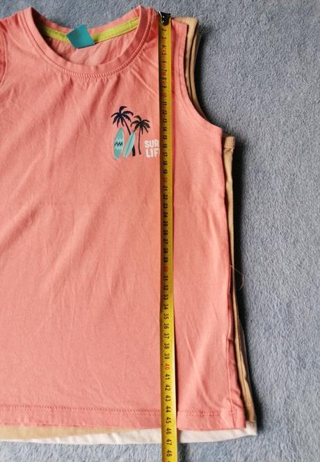 Letné tričká, 122