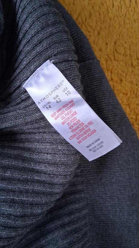 Kardigan 42, atmosphere,42