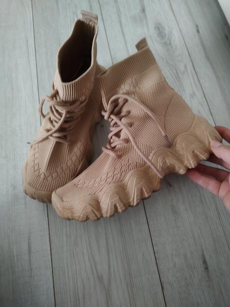 Ponožkove tenisky, 38