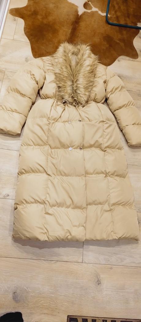 Krasna stylova zimna bunda s kozusinou, m