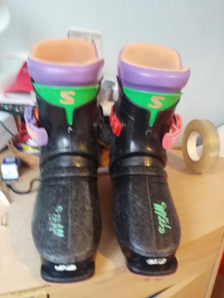 Lyziarky, salomon,35