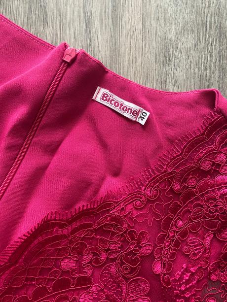 Spoločenské šaty, 40