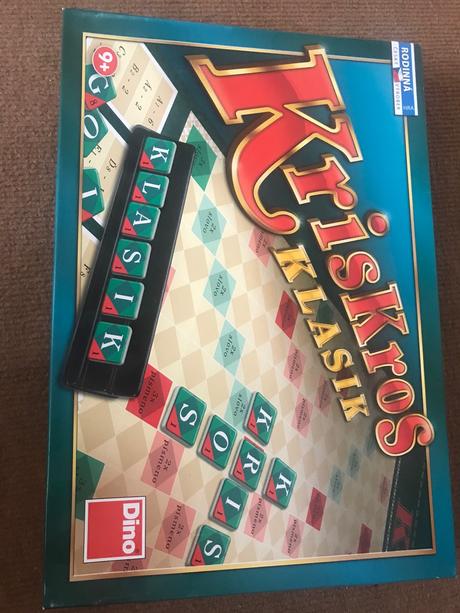 Spoločenská hra kris kros,