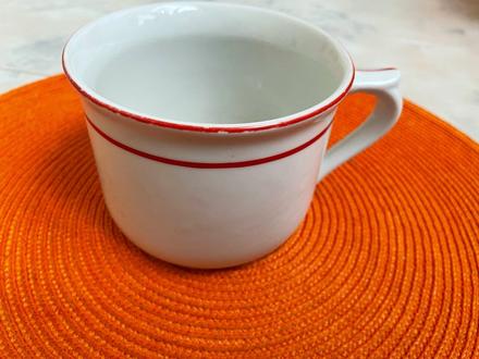 Starý 1/2 litrový hrnček, 