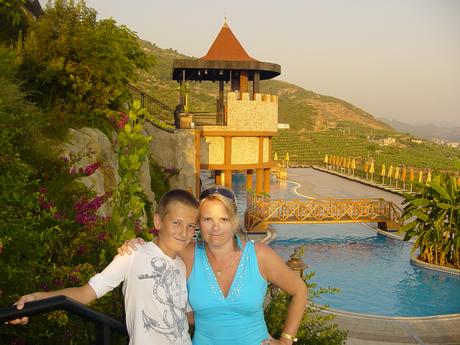 Nohavice pre chlapca+ námornícke tričko, f&f,164