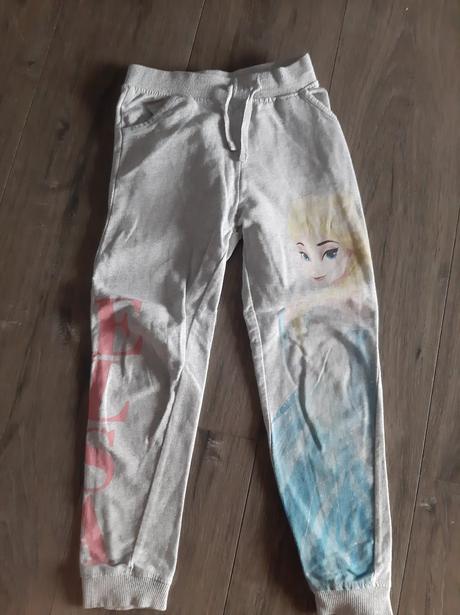 Tepláky, disney,122