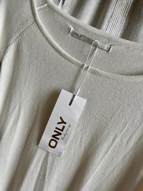 Only predĺžený smotanový pulover vel.s, only,s