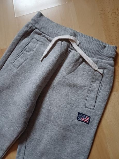 Tepláky hampton republic, 122