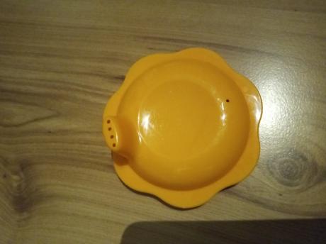 Na poharik cucatko/ naustok.,