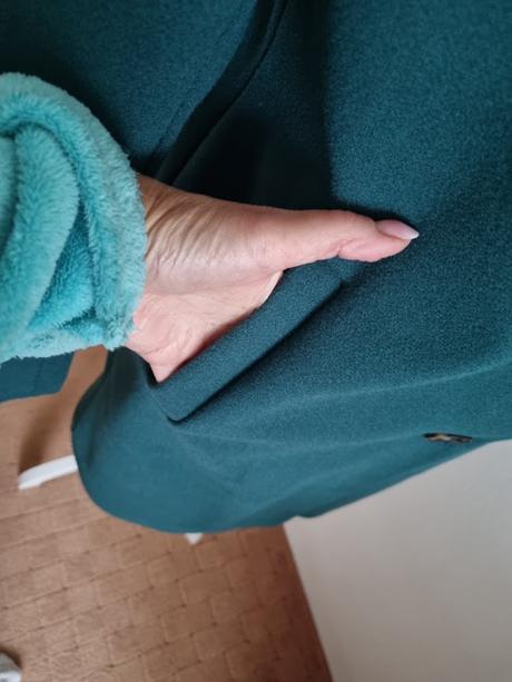 Fľaškovozelený flaušový kabát + šál grátis veľ. 40, 40