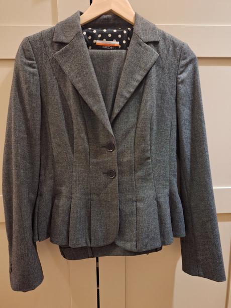 Nohavicovy kostym marc cain, s