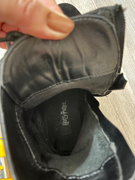 Členkové čižmy, 34