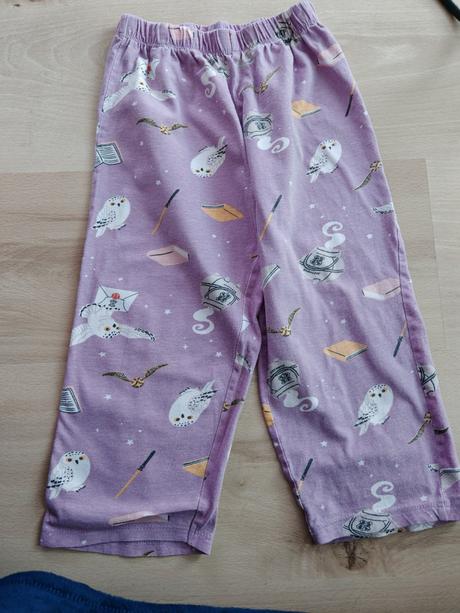 Pyžamko harry potter 104/110, písaná vel je 110, 110