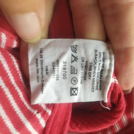 C 45 top cerveny + modre tricko nenosene, h&m,s