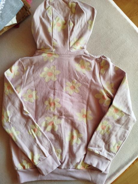 Zateplená mikina, 134