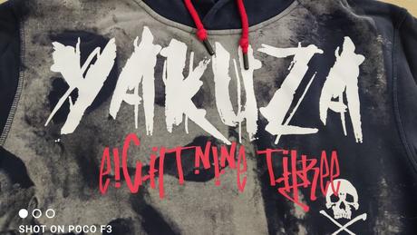 Mikina yakuza 7, l