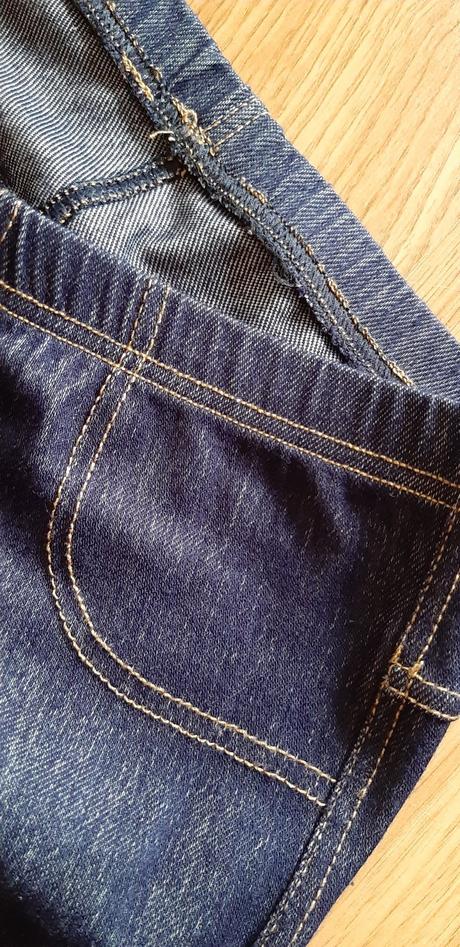 Legíny s imitáciou riflí, xs