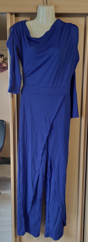 Elegantný overal s, s