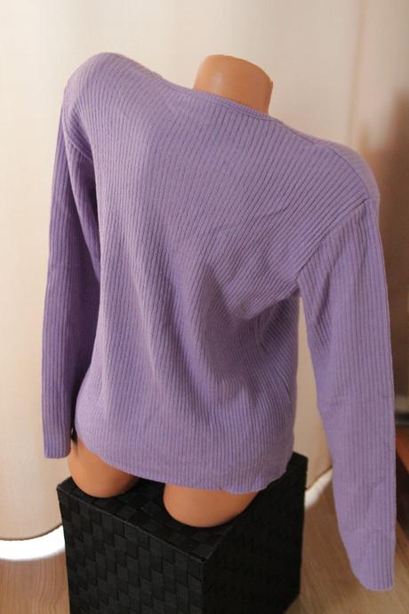 Levandulovo fialový sveter l, l