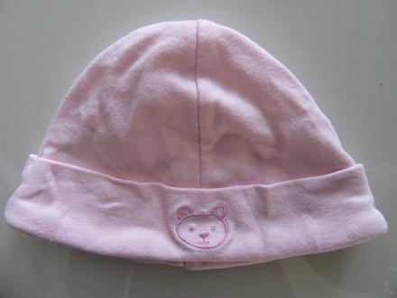 Čiapka s mackom, 56