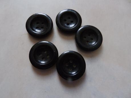Čierne gombíky / 5ks, 