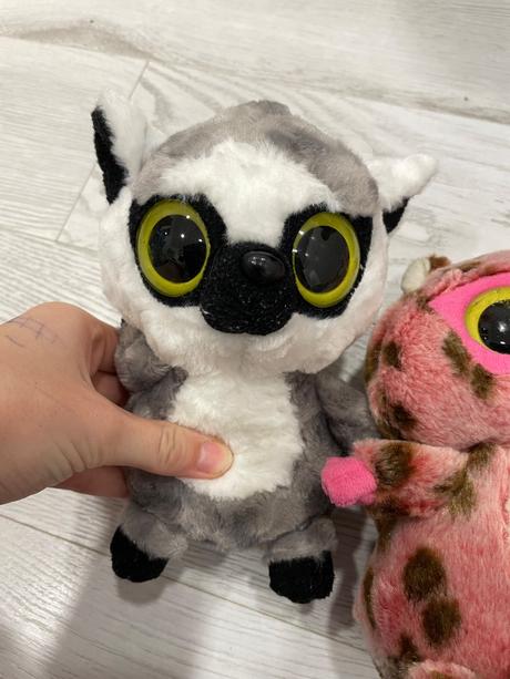 Plyšáci so sklennými očami,