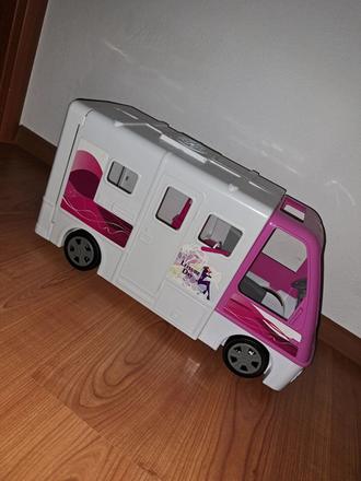 Barbie karavan super stav,