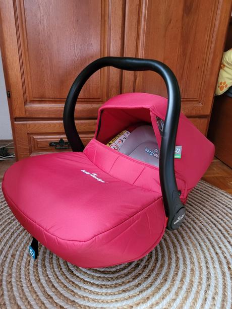 Vajíčko autosedačka, baby design