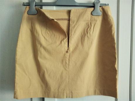 Béžová minisukňa, 38