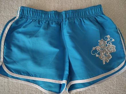 Krátke nohavice, 140