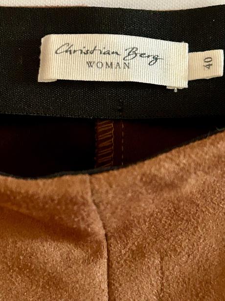 Hnedé nohavice zn.christian berg č.40, 40