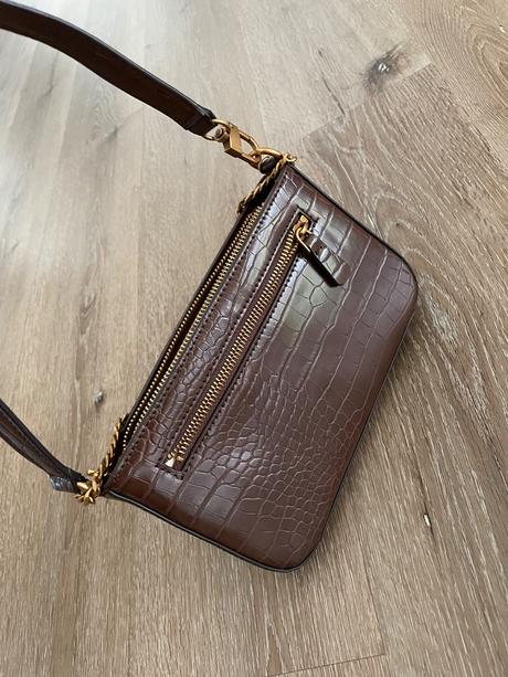 Guess mala kabelka, guess