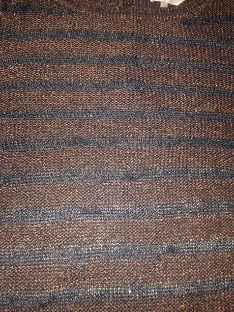 Pruhovany leskly svetrik, 38