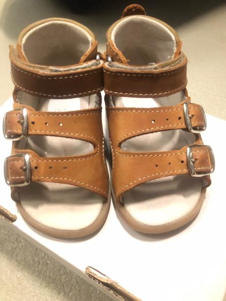 Kožené papuče, tripos,20