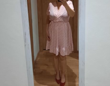 Krasne kvetinove saty, m