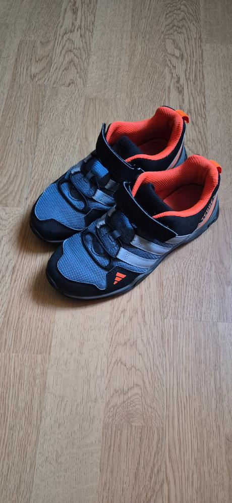 Trekove adidas, adidas,34