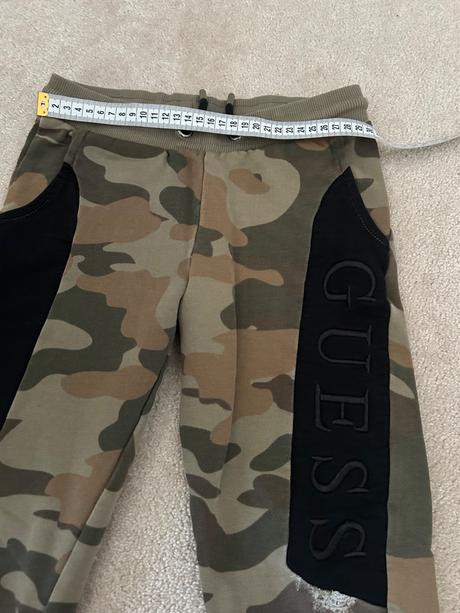 Zdarma k objednavke, guess,122