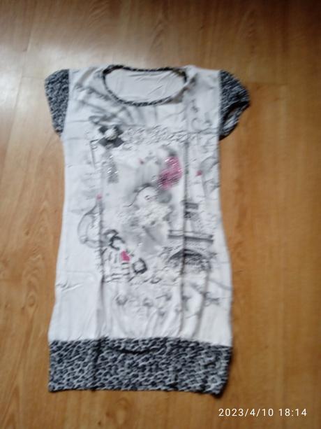 Predĺžené tričko, s